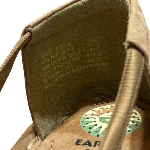 Earth Tan Floral Open-Toe Womens Sandals With Cushioned Sole size 7 - Picture 8 of 9